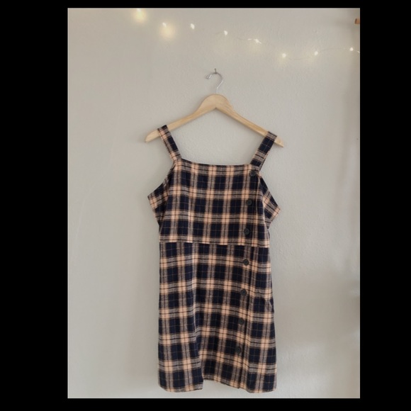 DRESS - Picture 1 of 2